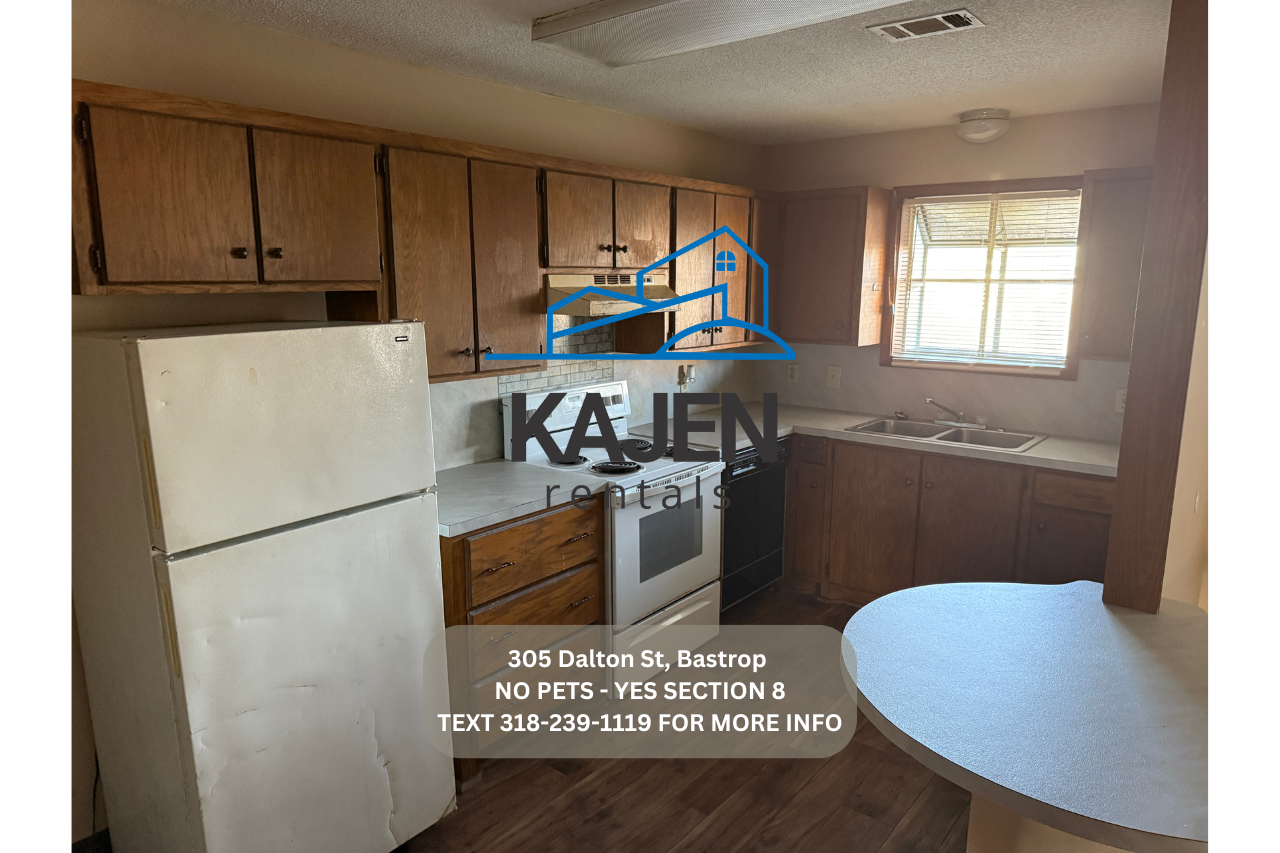 305 Dalton St - Photo 3 of 5
