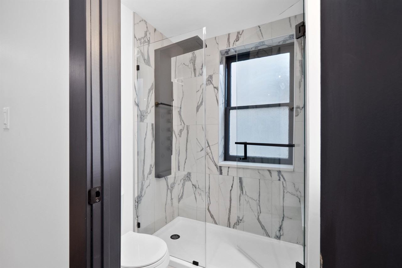 4553 Swan Ave #4555A - Photo 5 of 13