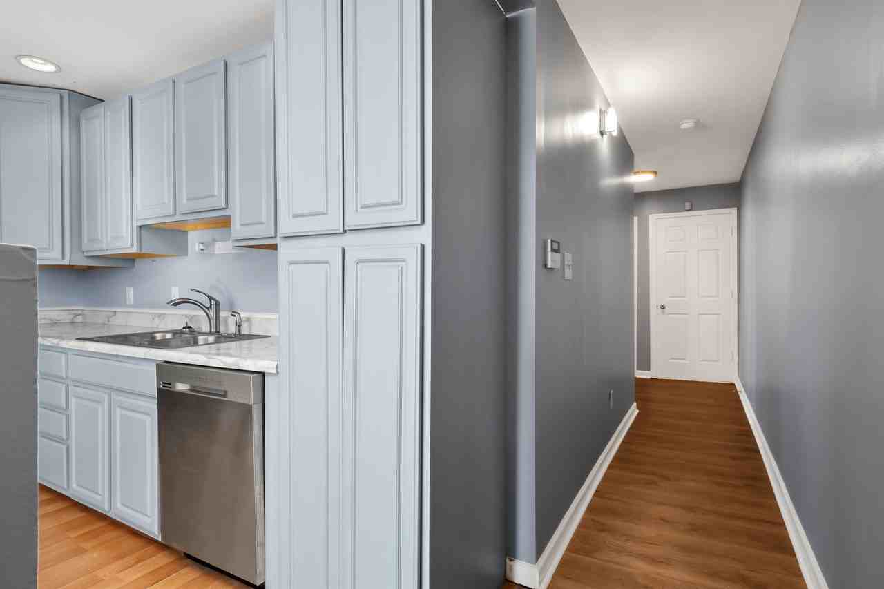 4553 Swan Ave #4555A - Photo 4 of 13