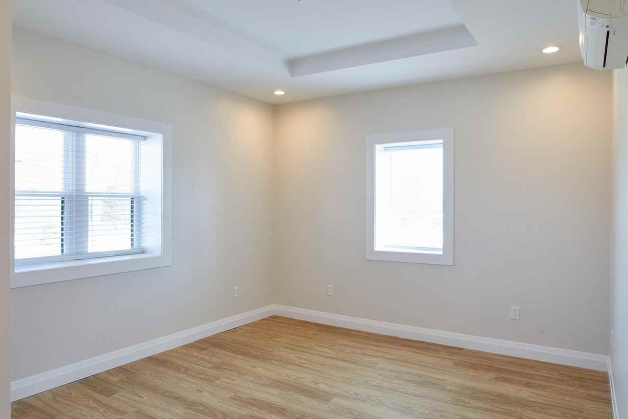 19 N Main St - Photo 2 of 5