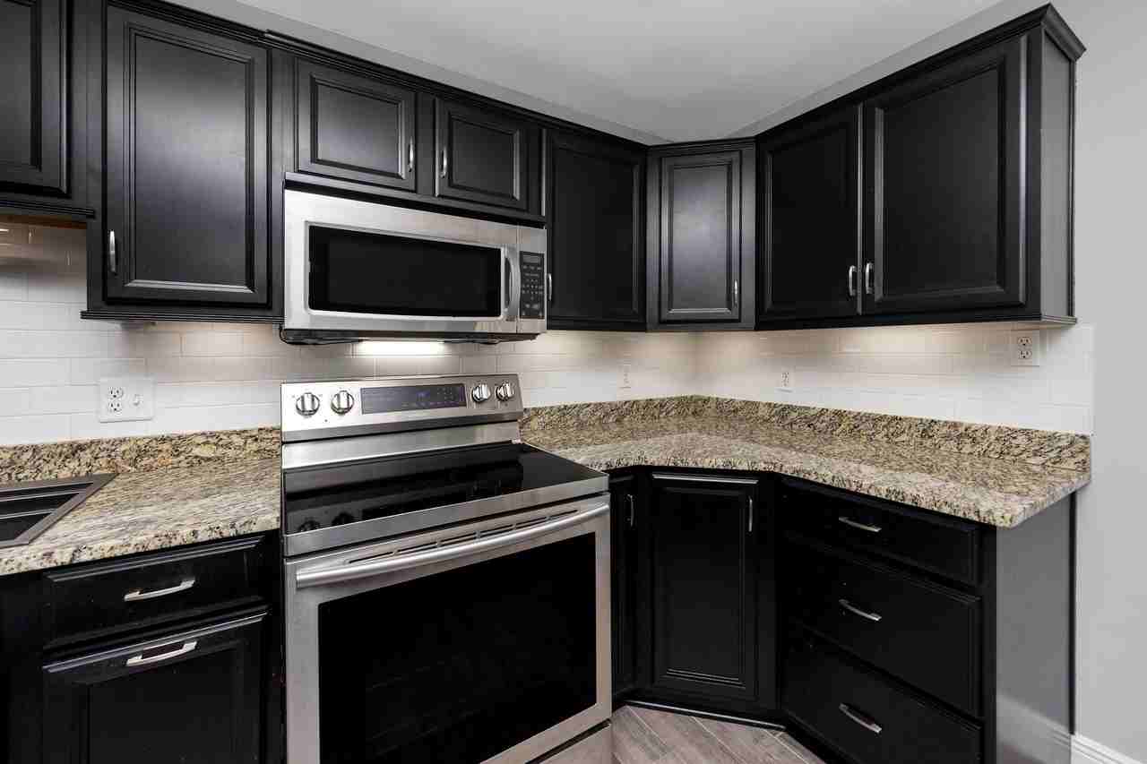 4514 South Shamrock Road - Photo 4 of 43