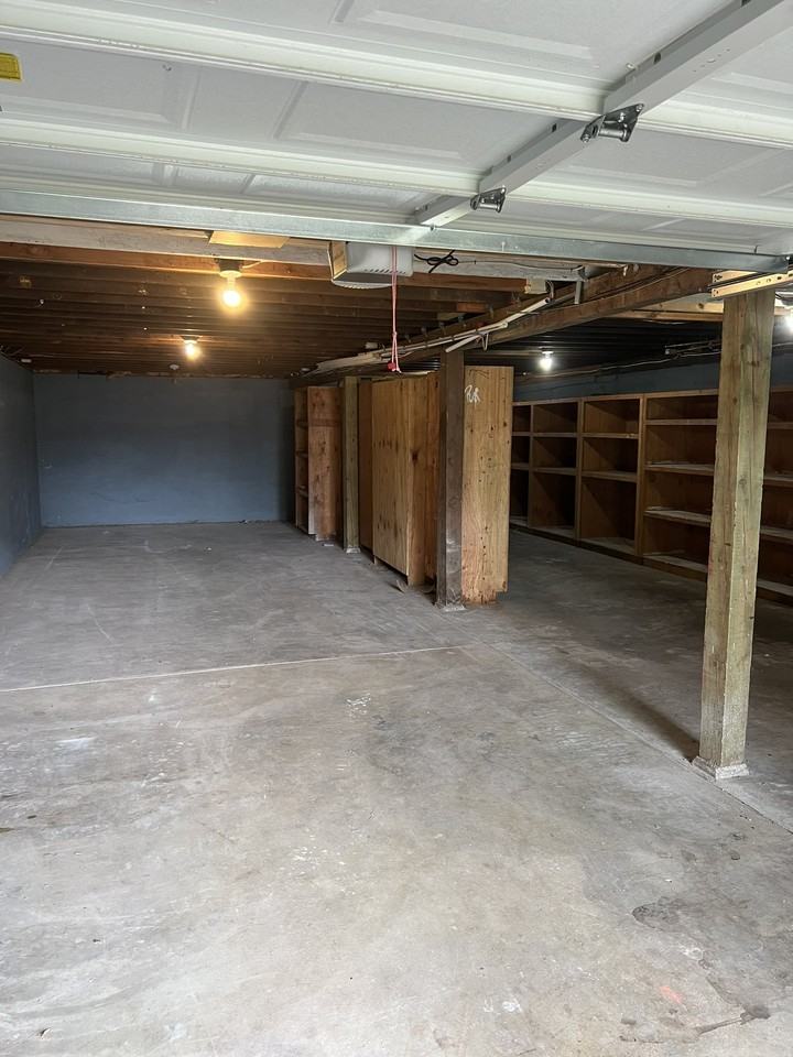 4138 S 43rd St #SHOP - Photo 7 of 10