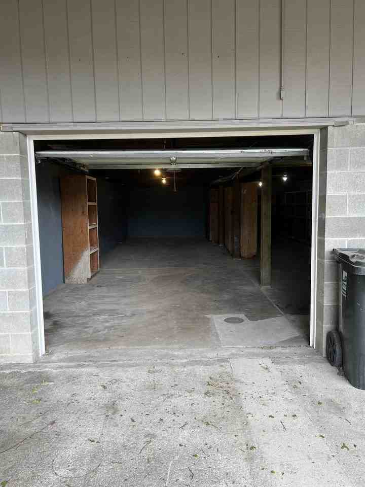 4138 S 43rd St #SHOP - Photo 6 of 10