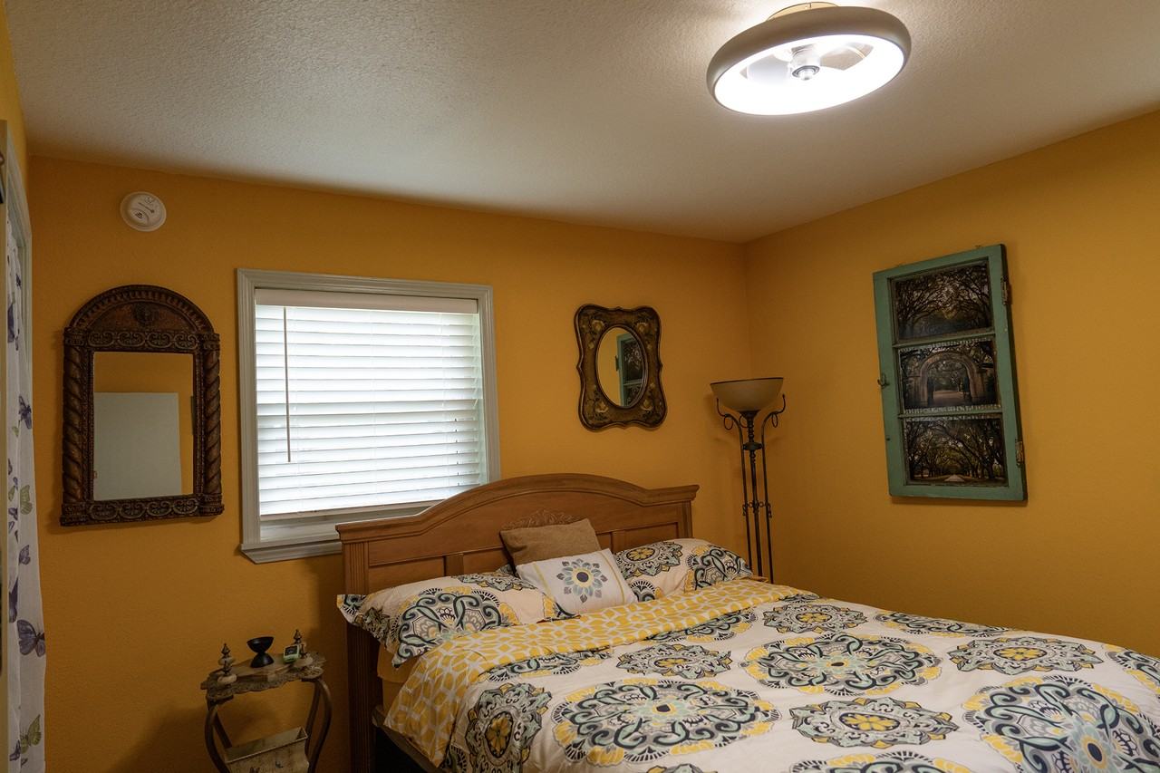 8375 Lawton St - Photo 4 of 24