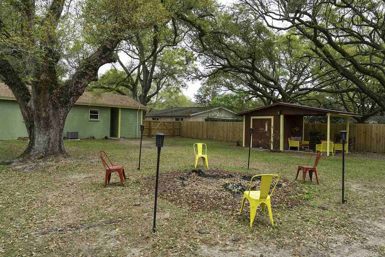 8375 Lawton St - Photo 7 of 24