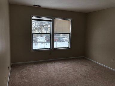 106 Heritage Blvd #1 - Photo 2 of 10