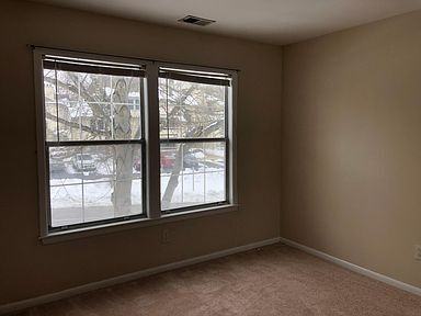 106 Heritage Blvd #1 - Photo 7 of 10