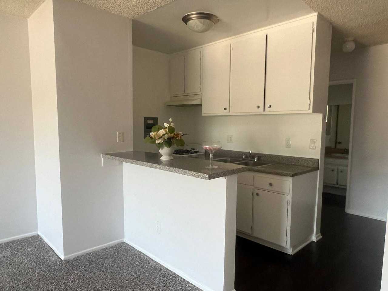 15537 Nordhoff St #30 - Photo 4 of 17