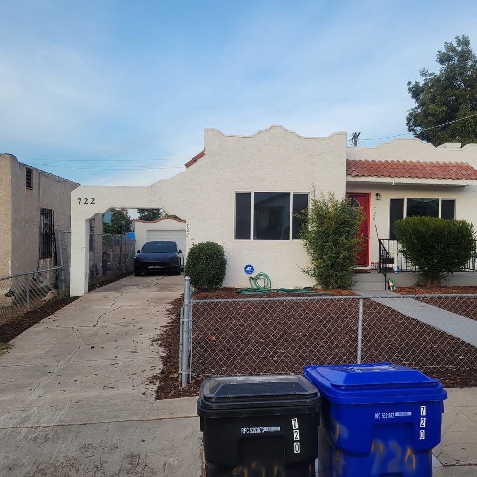 720 Jewell Drive - Photo 3 of 7