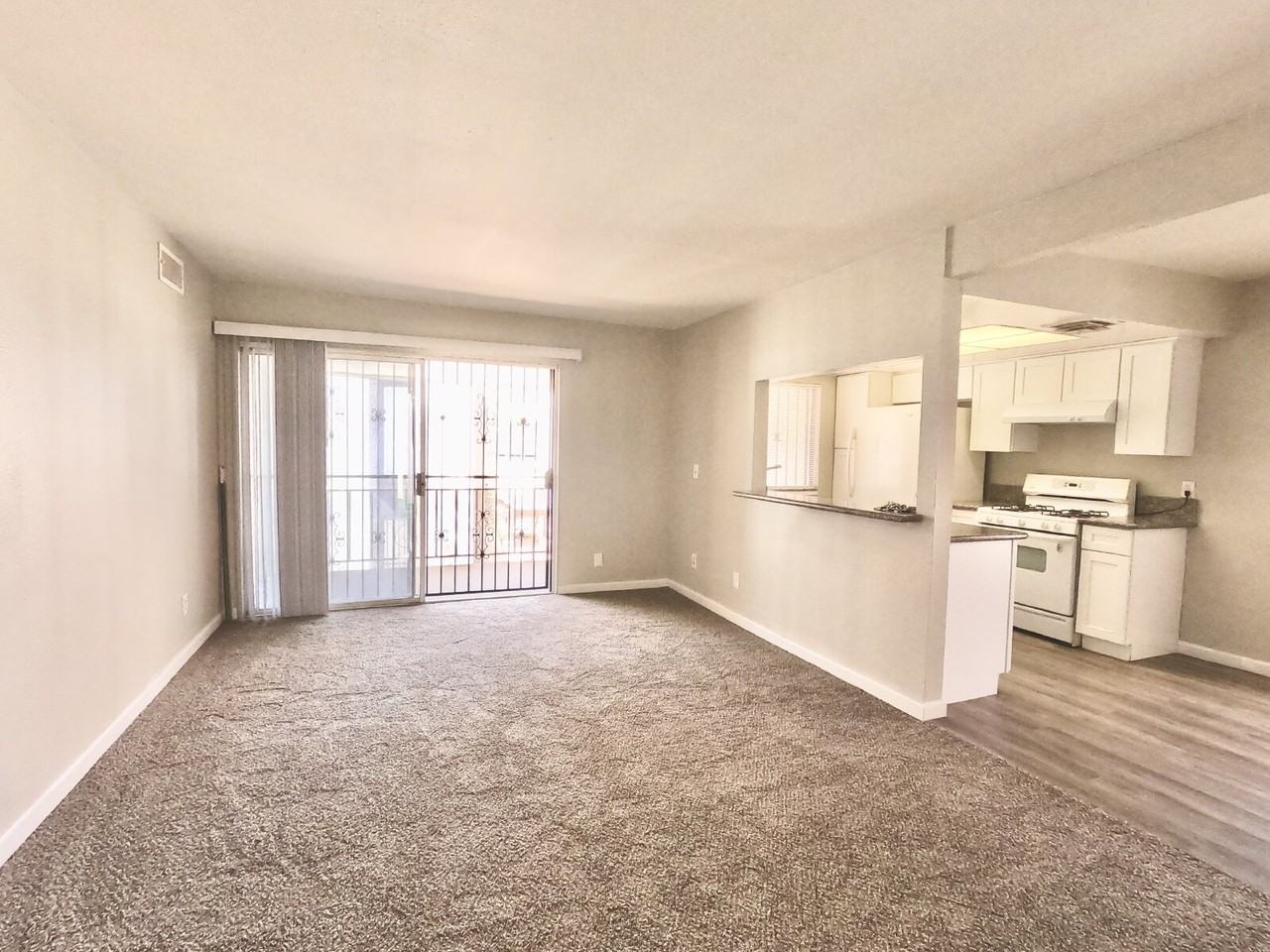 1405 Vegas Valley Dr #298 - Photo 4 of 24