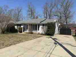 featured image of 363 Donna Dr