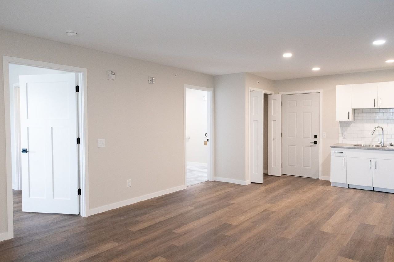 Elmview II Apartments - Photo 2 of 5