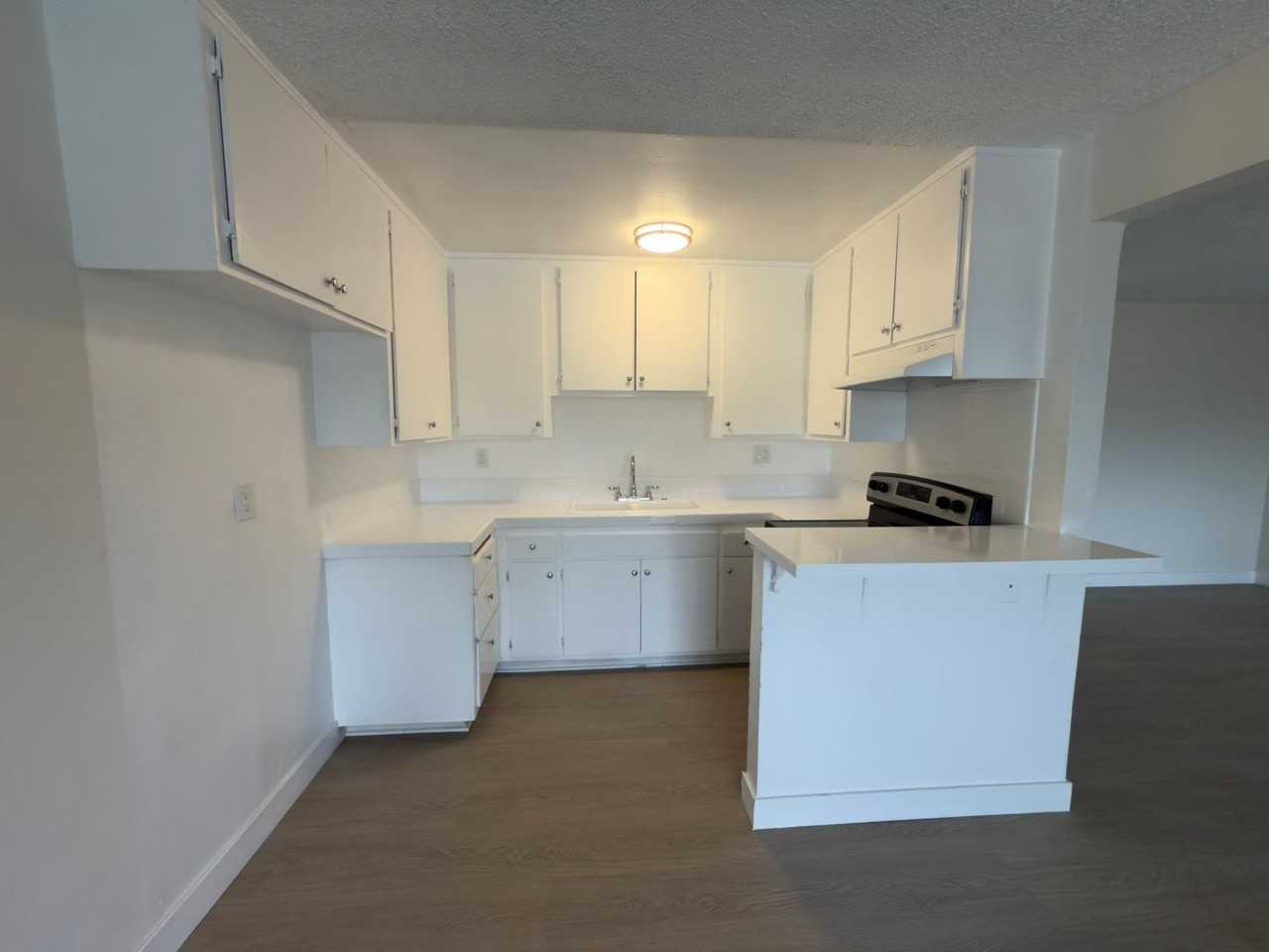 12634 Kalnor Ave. - Photo 4 of 15