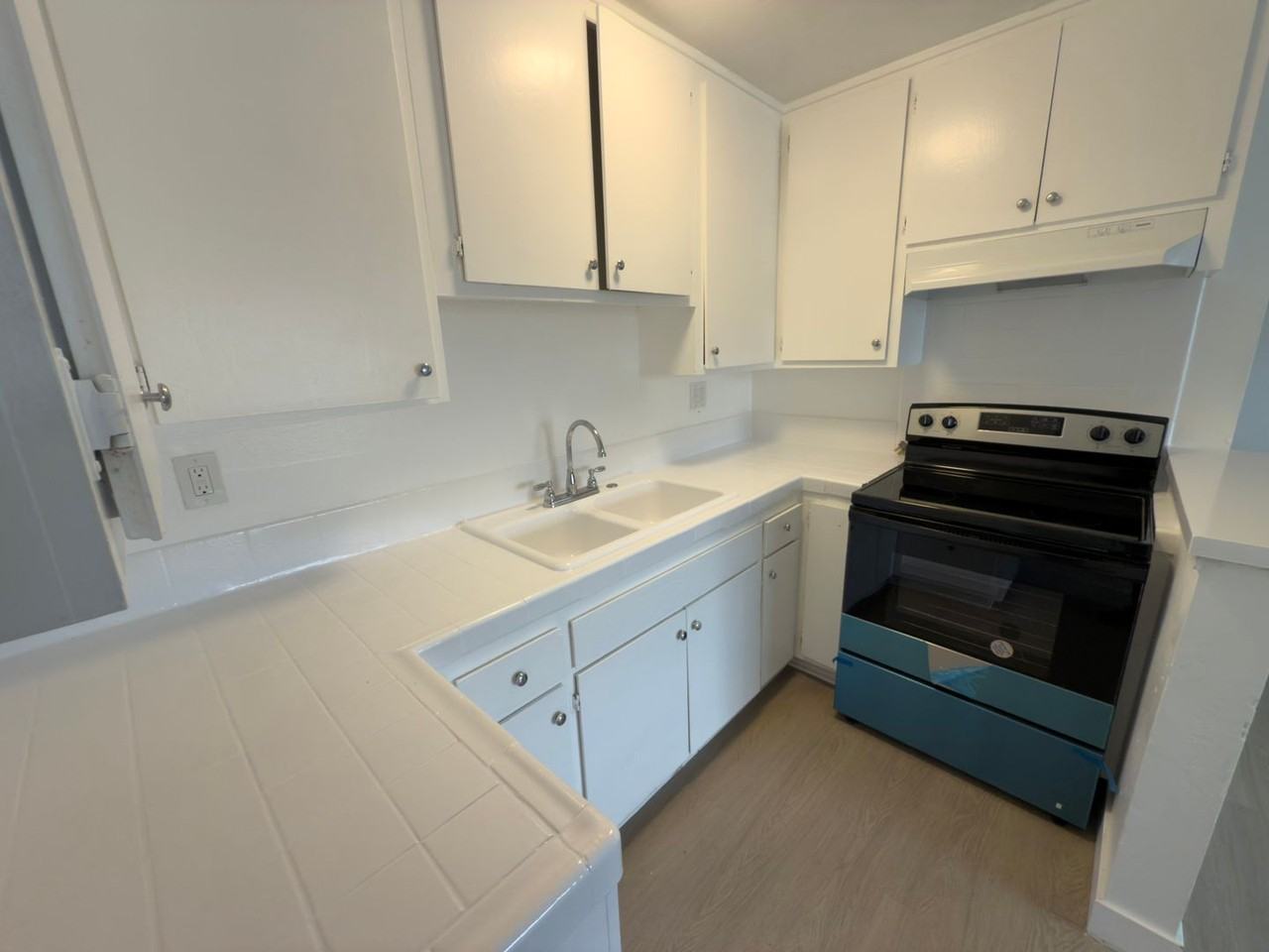 12634 Kalnor Ave. - Photo 5 of 15