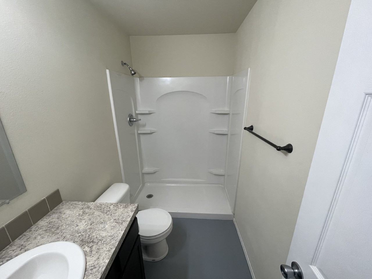 1547 W 23rd St N - Photo 3 of 11