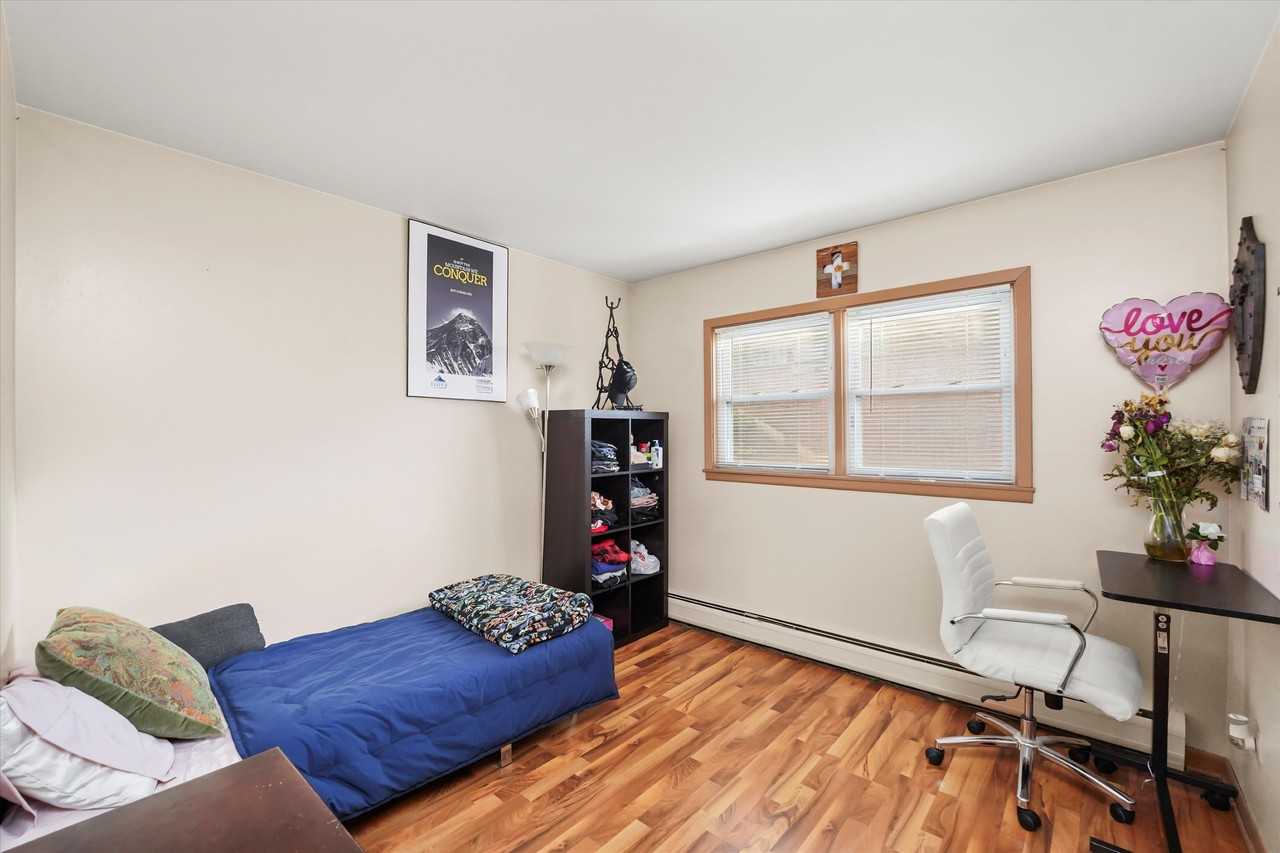 69 E Quincy St #2 - Photo 5 of 23