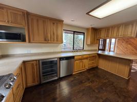 featured image of 1241 Vista Way