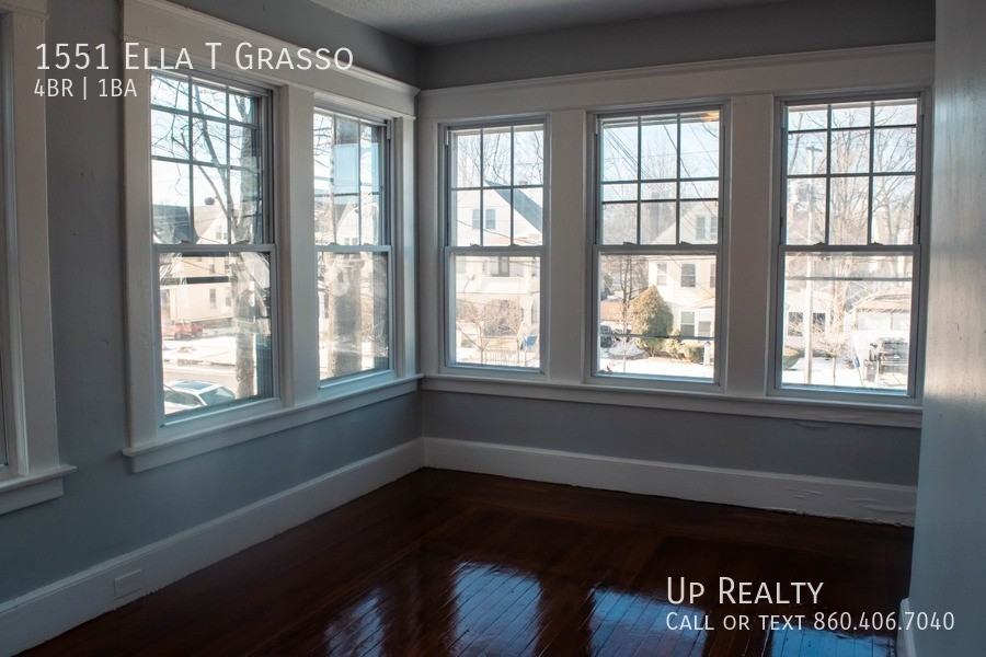 1551 Ella T Grasso Blvd - Photo 3 of 11