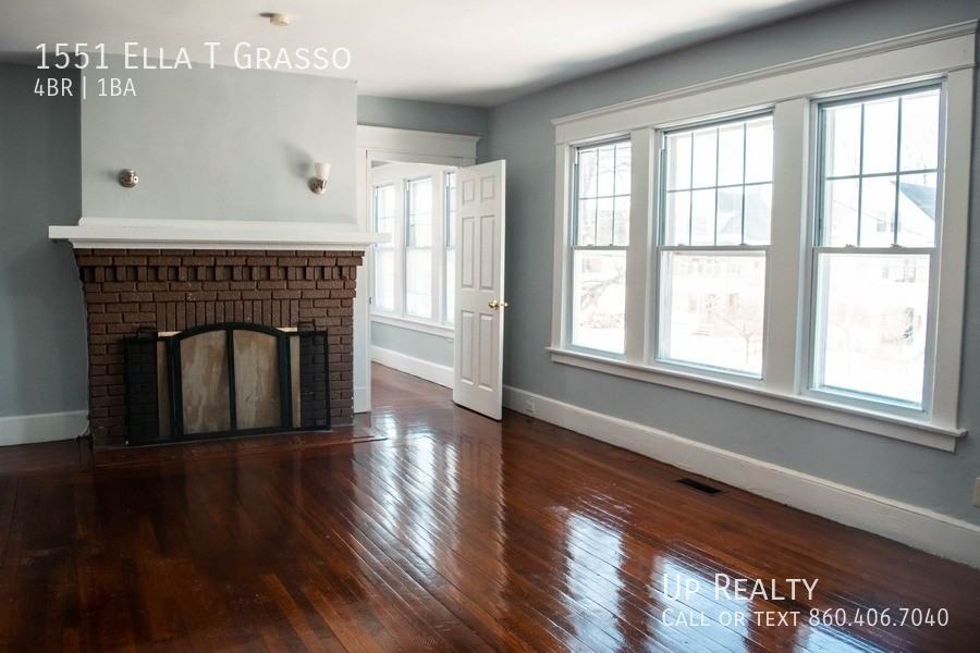 1551 Ella T Grasso Blvd - Photo 6 of 11