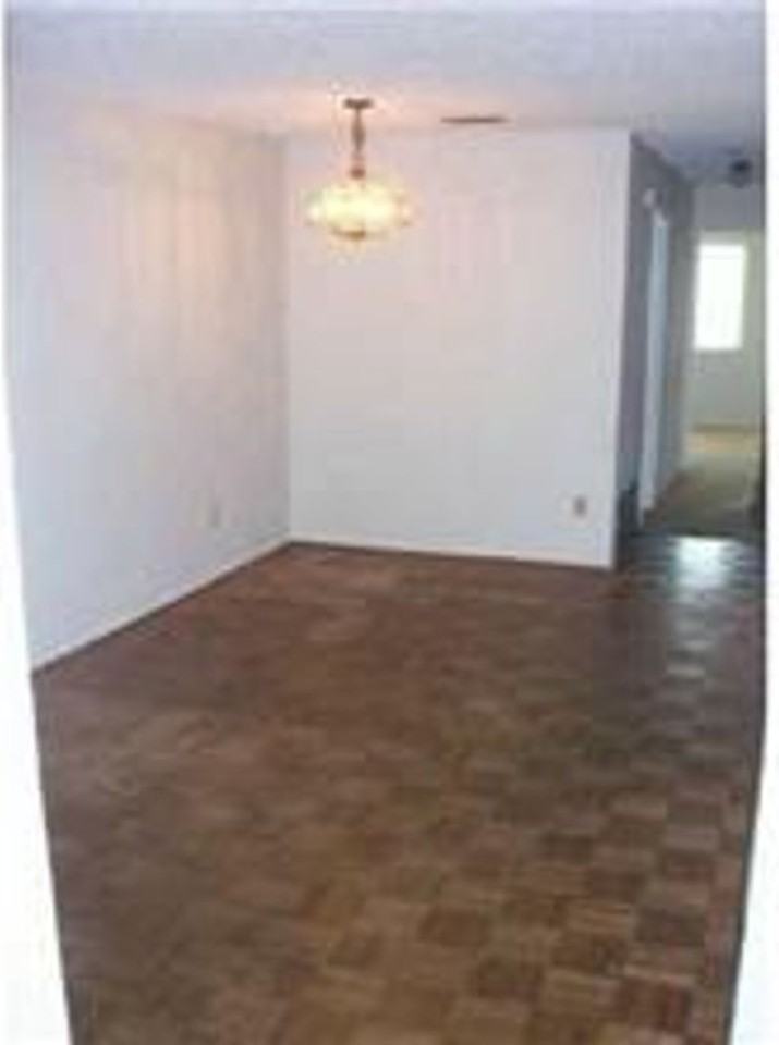 4406 Avenue A - Photo 6 of 11