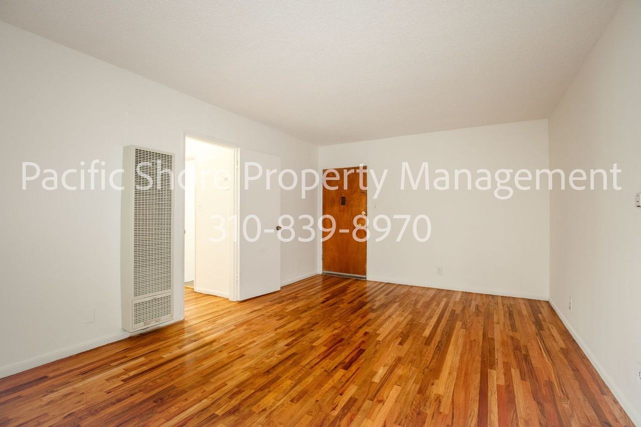 5305 Packard Street - Photo 2 of 25