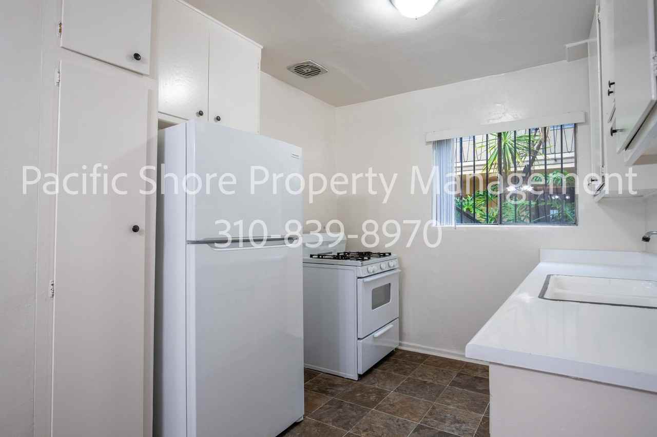 5305 Packard Street - Photo 4 of 25