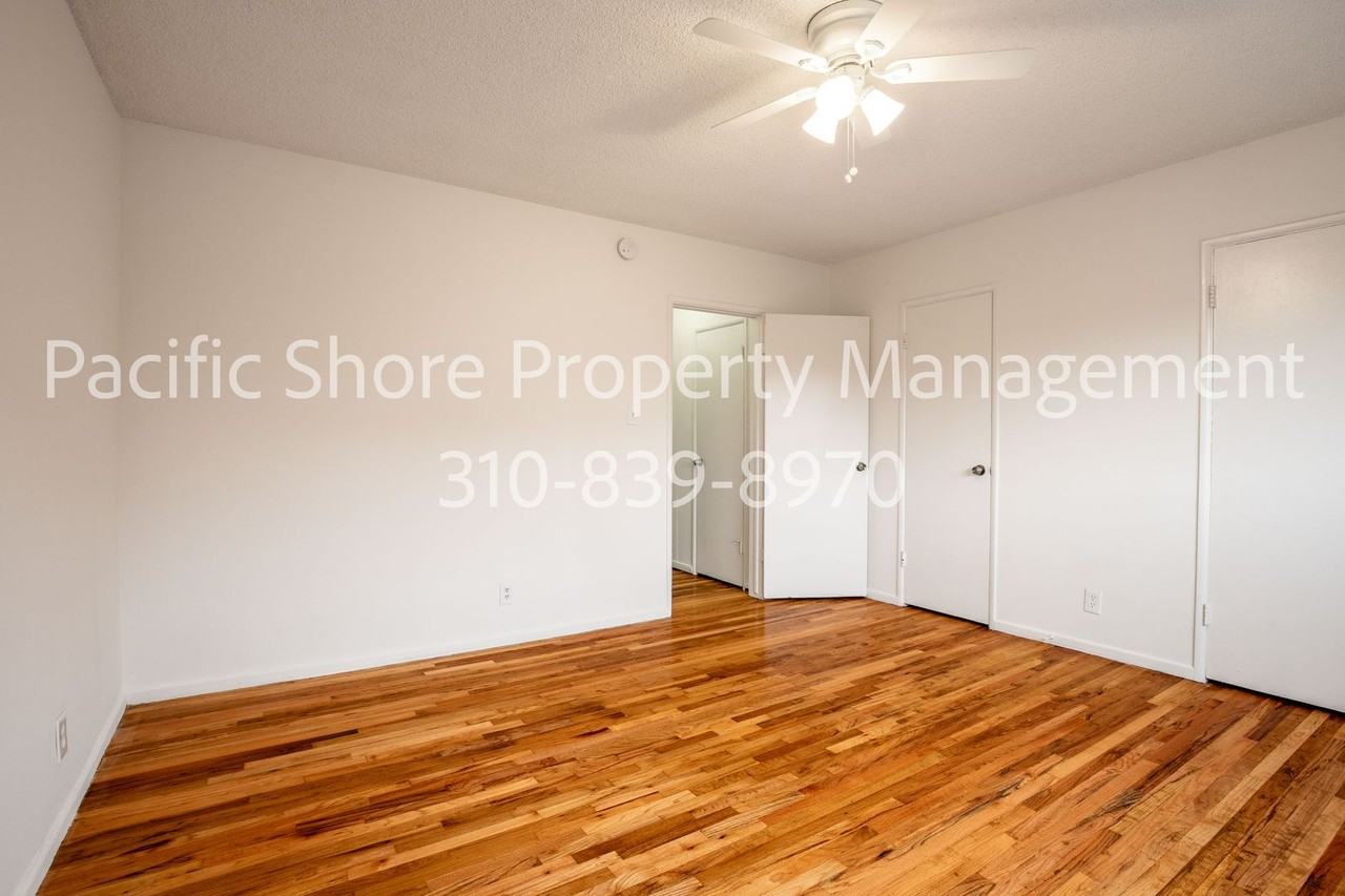 5305 Packard Street - Photo 7 of 25