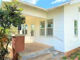 917 Nw 30th St - Photo 1 of 1