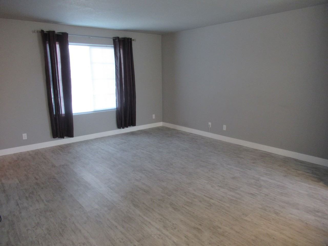 3670 W Accipter Dr - Photo 7 of 17