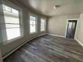 featured image of 259 Grove St #2