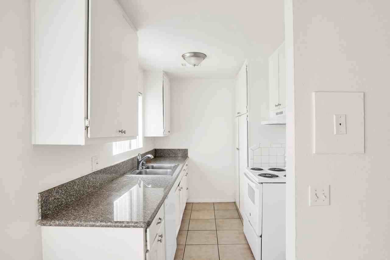 25268 Park Ave #H22 - Photo 2 of 12