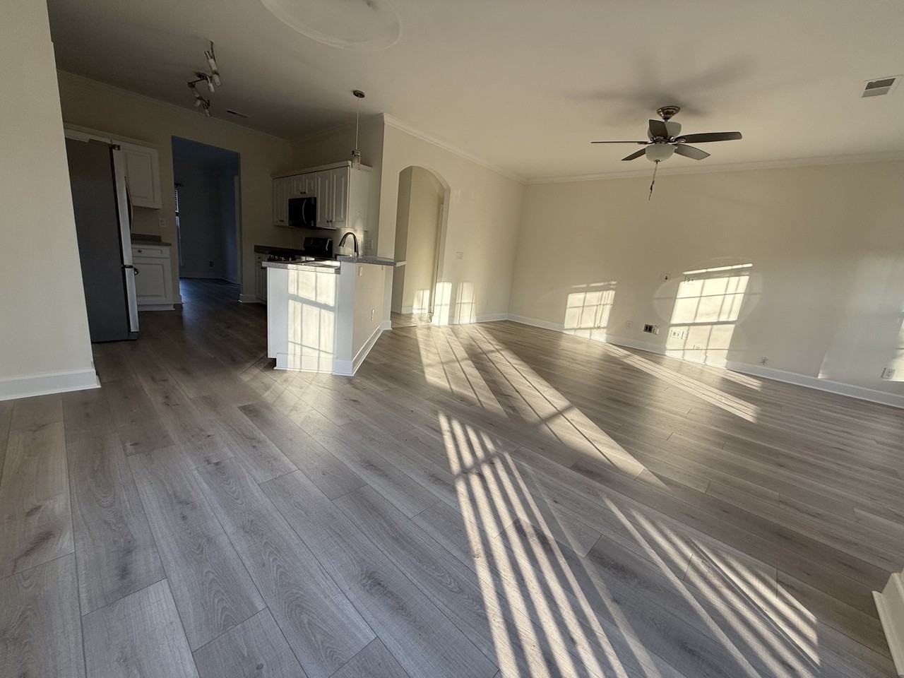 11915 Royal Castle Ct #NA - Photo 3 of 16