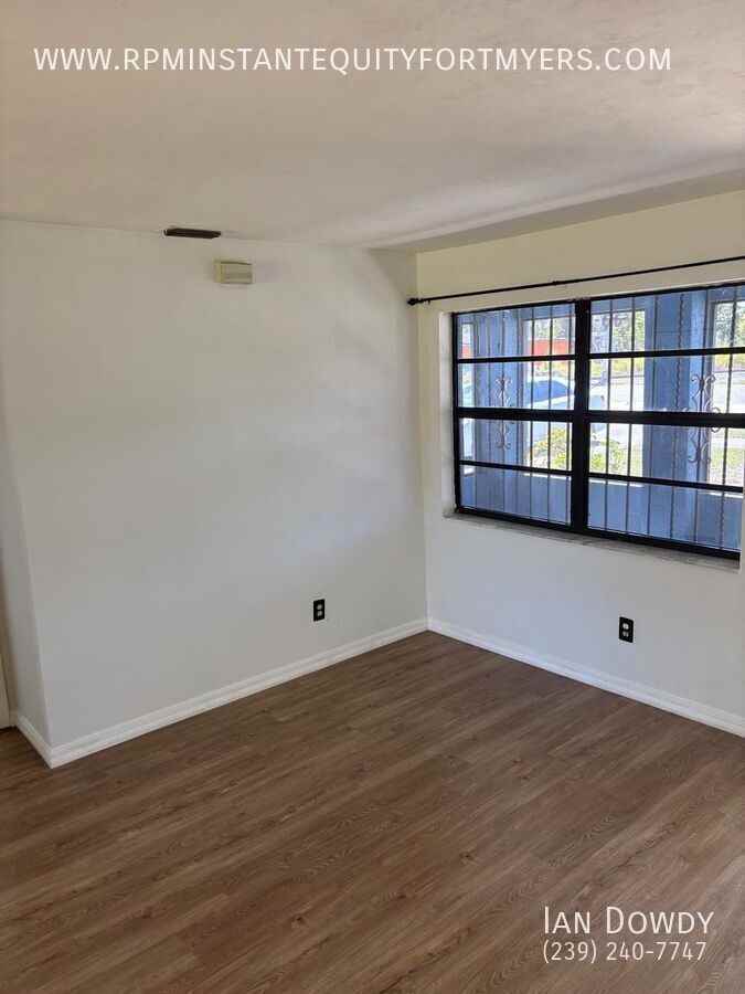 2755 Dr Ella Piper Way - Photo 3 of 13