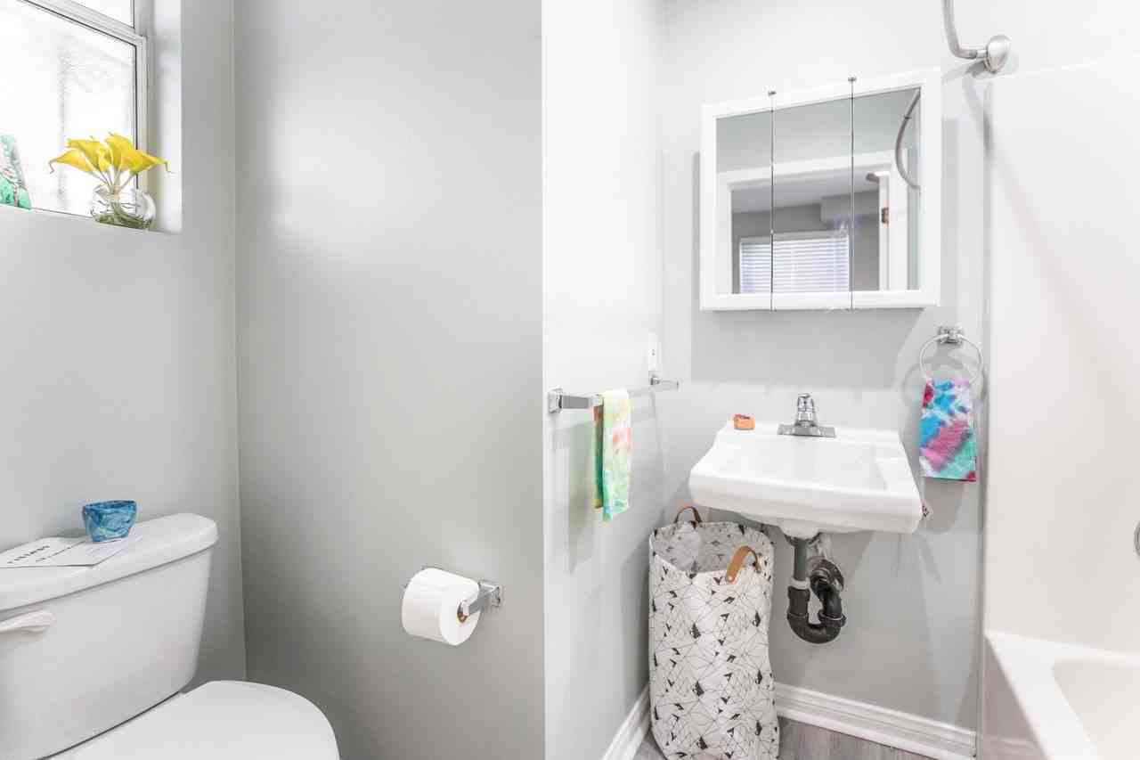 1117 3rd St #7 - Photo 6 of 17