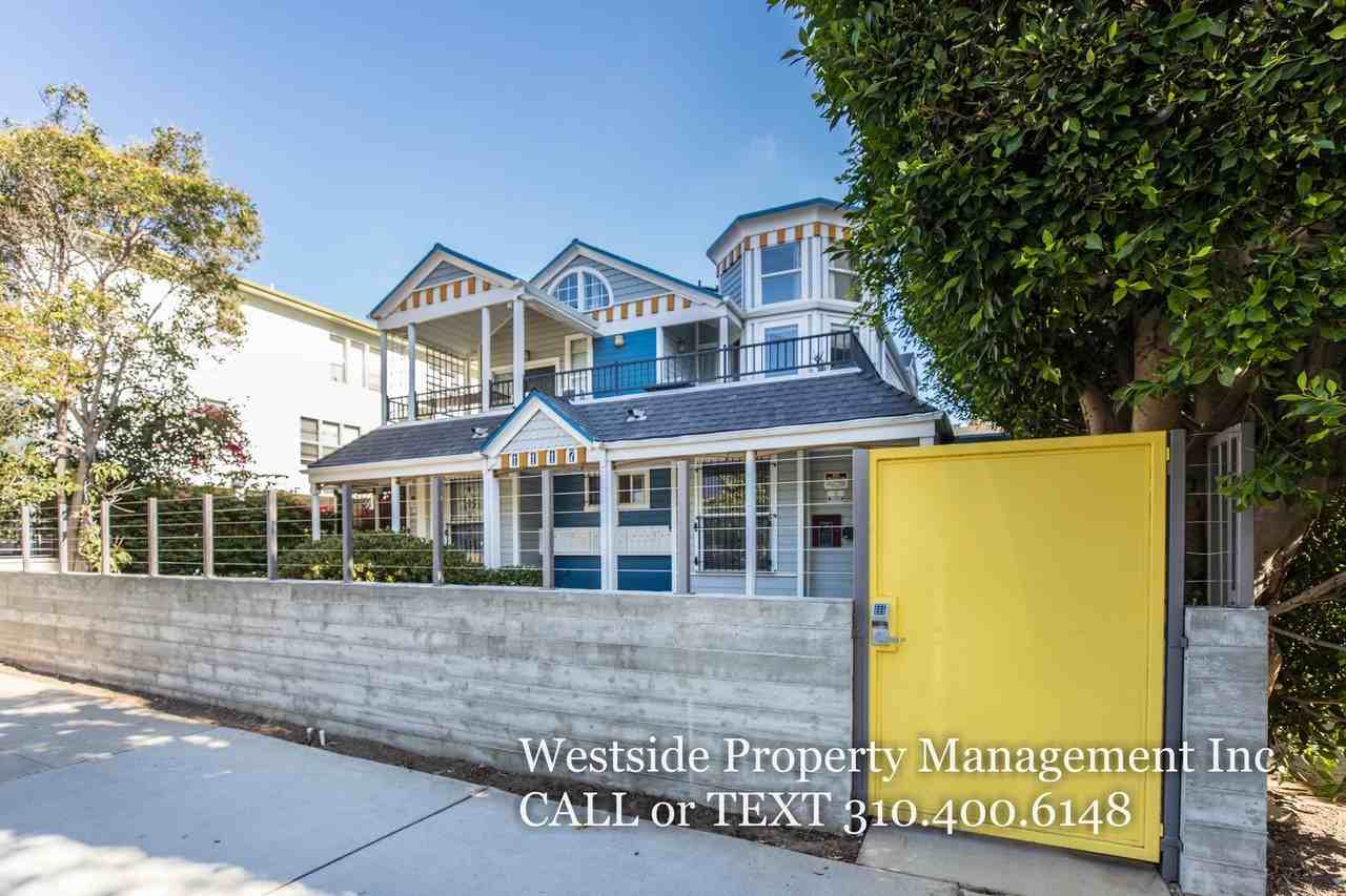 1117 3rd St #7 - Photo 7 of 17