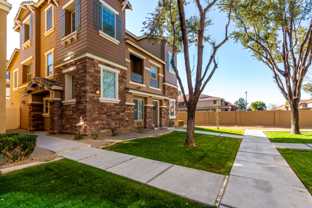 162 W Commerce Ct - Photo 1 of 1