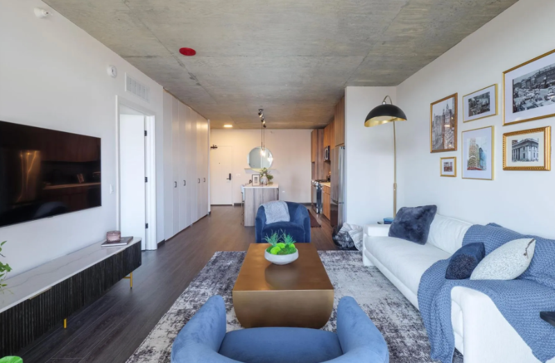 1500 W Monroe St #328 - Photo 3 of 12