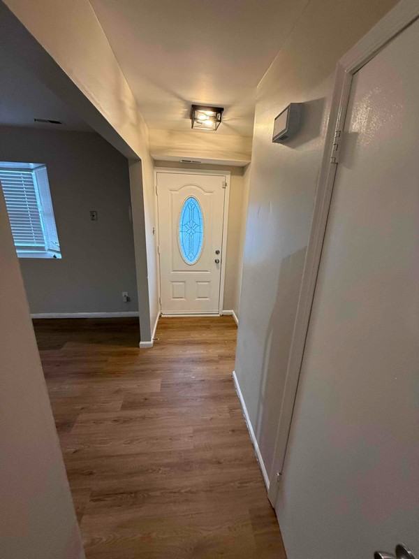 4807 Anglesey Ct - Photo 3 of 16