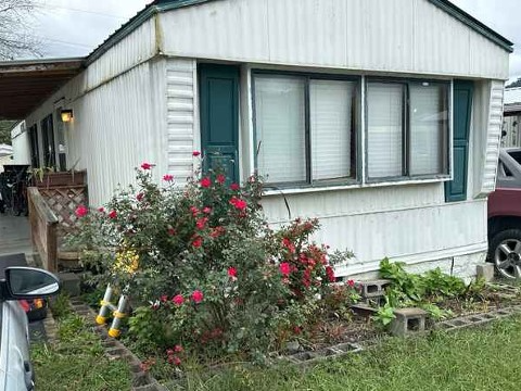 181 S Queener Ave - Photo 2 of 2