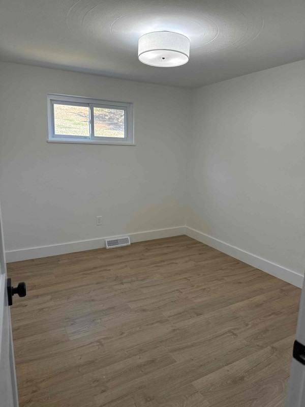 873 Pleasant Hill Dr - Photo 6 of 32