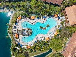 featured image of 2300 Hidden Lake Dr #5