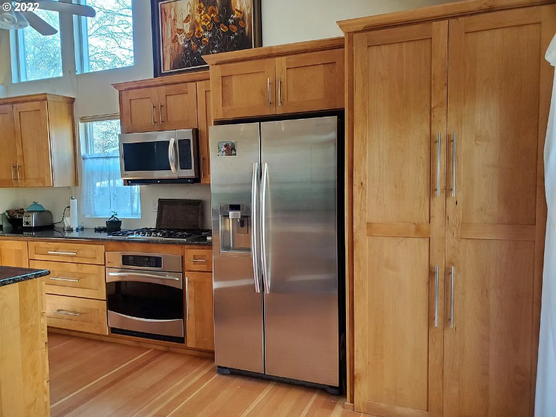 325 E 31st Ave - Photo 5 of 13