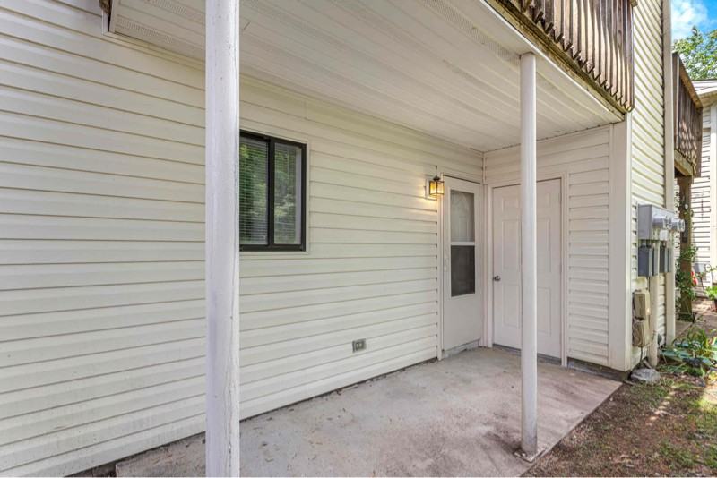 216 Davidson St - Photo 3 of 14