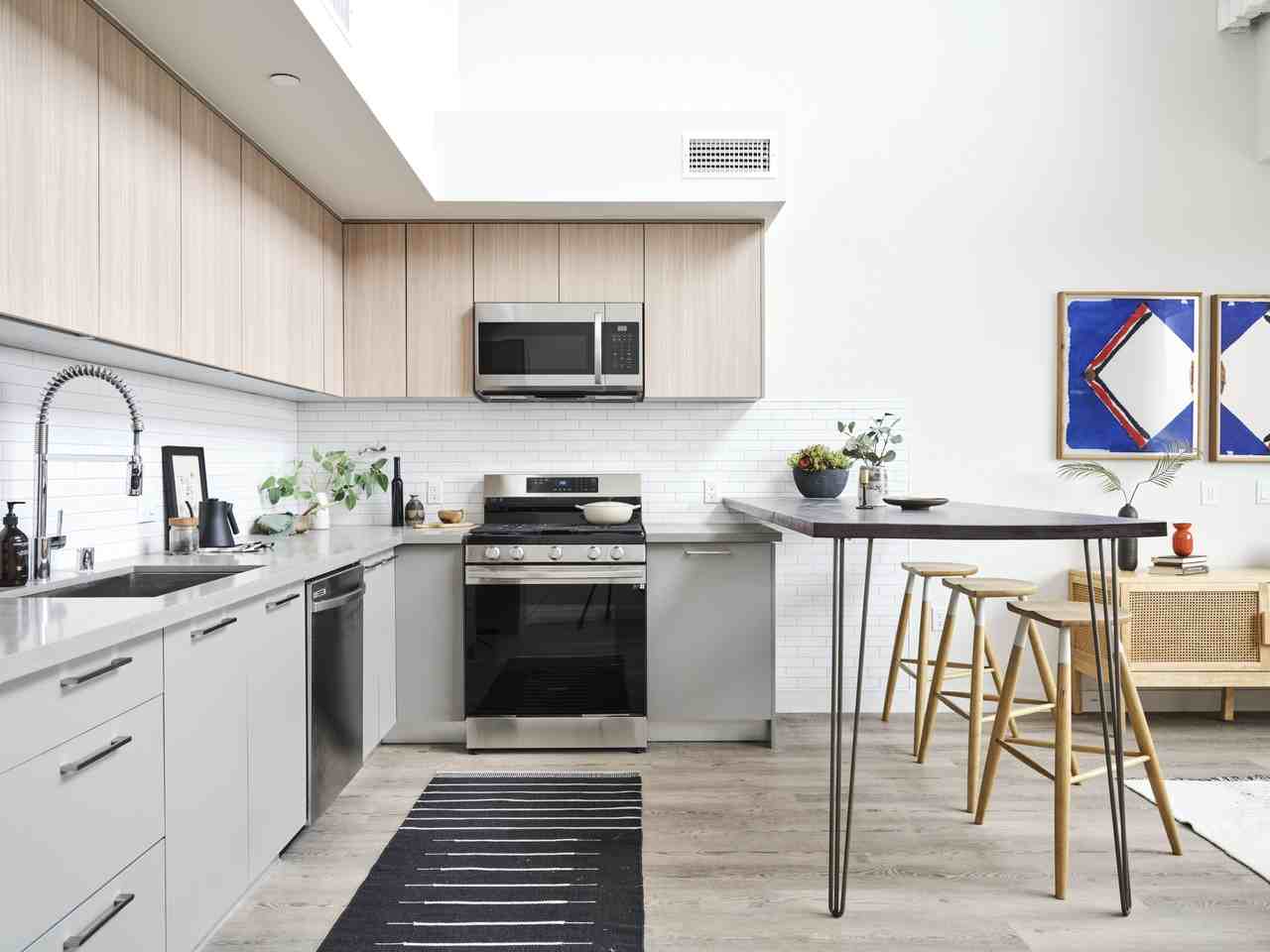 11955 Culver Boulevard - Photo 4 of 50