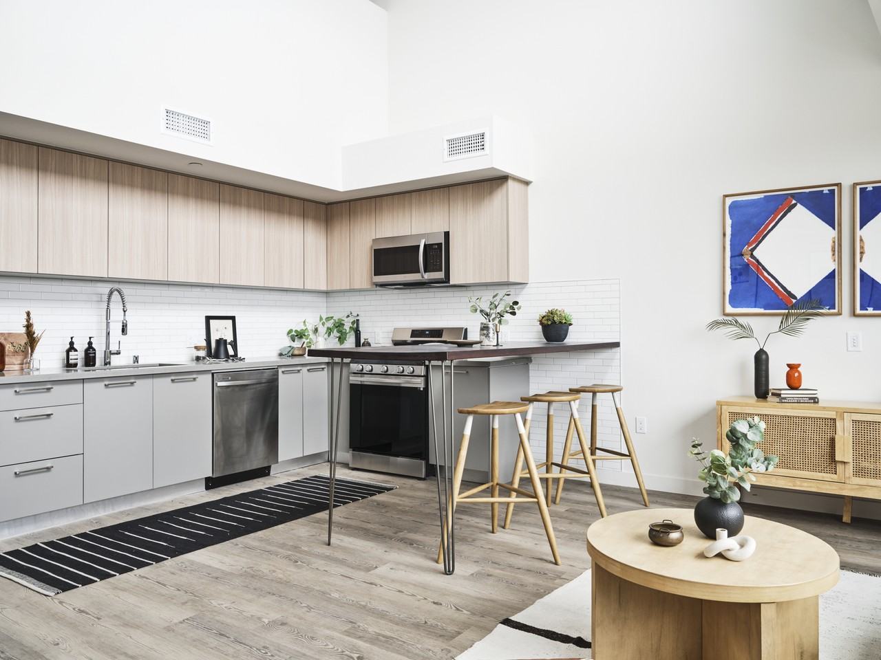 11955 Culver Boulevard - Photo 6 of 50