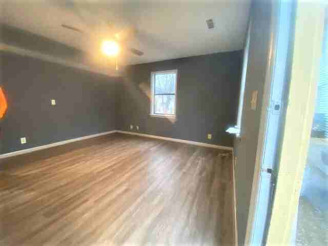 1031 Curran Street Northwest - Photo 5 of 50