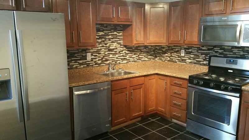 137 Lexington Ave - Photo 3 of 12