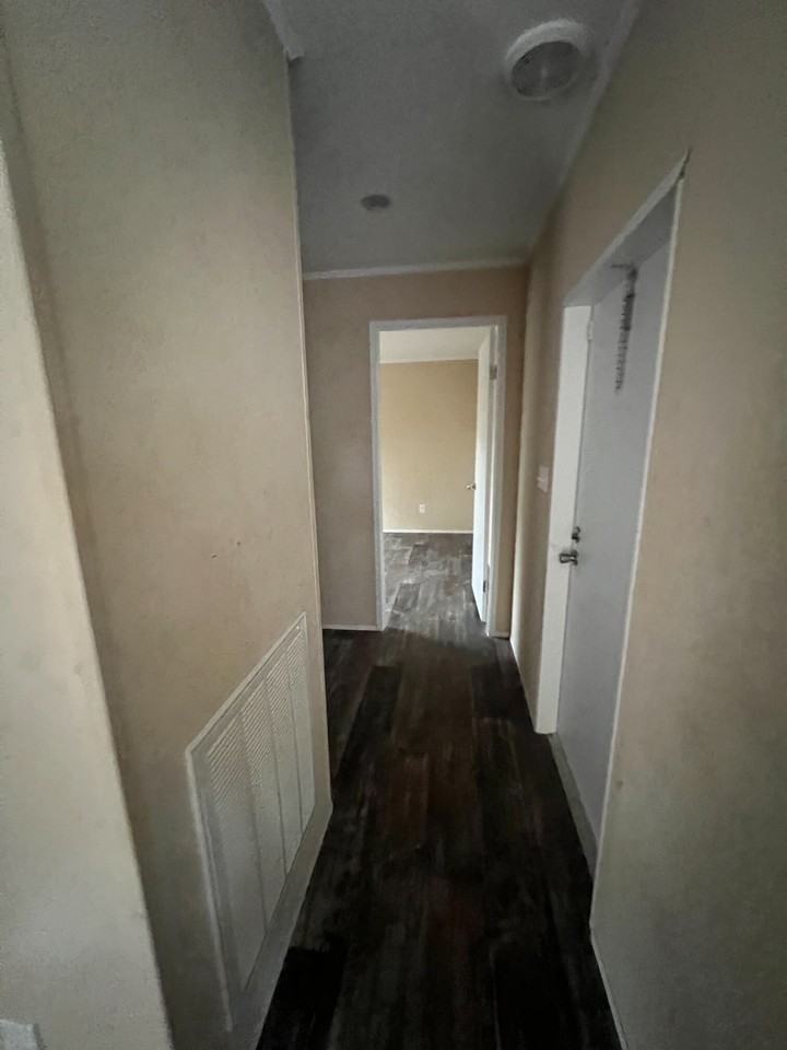 517 Scott Lane - Photo 7 of 12