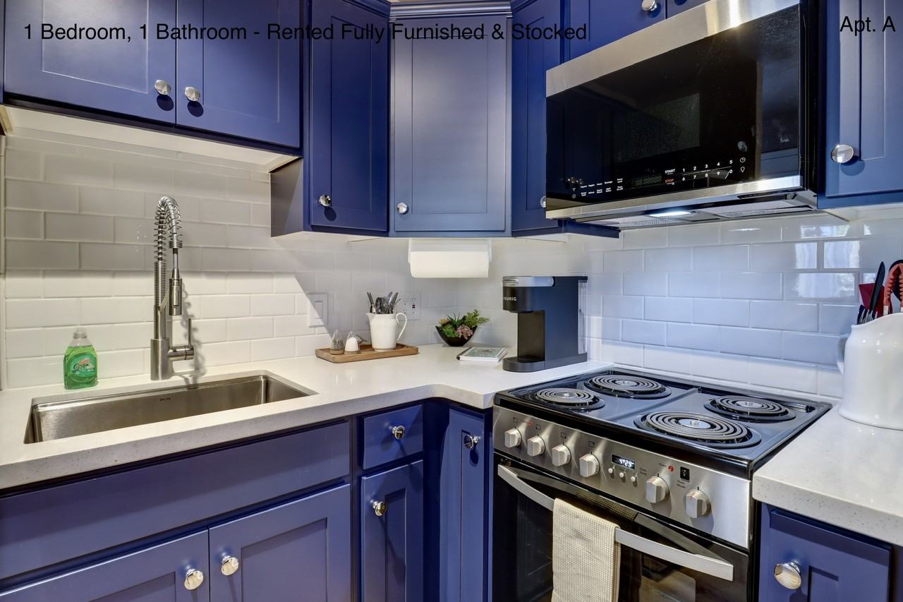 109 North Pleasant Street A - Photo 4 of 10