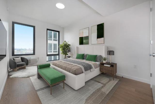 99 Fleet Place - Photo 2 of 10